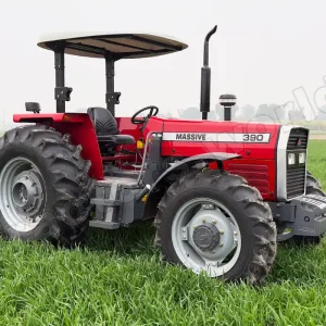 Massive 390 SE 4WD Tractors For Sale In Zambia